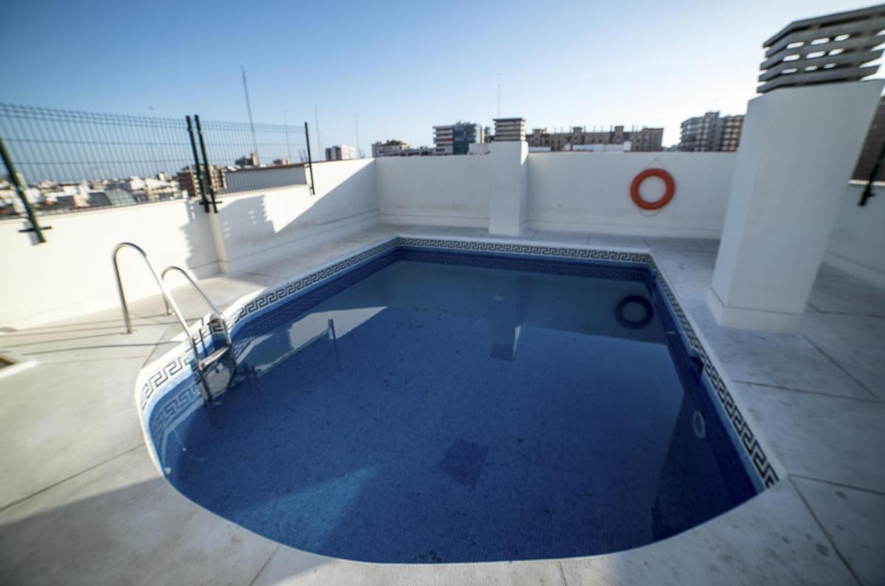 Sea & Wave Palencia Superior Pool Apartment マラガ エクステリア 写真