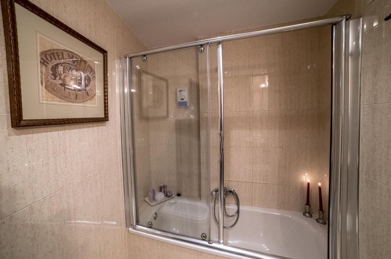Sea & Wave Palencia Superior Pool Apartment マラガ エクステリア 写真